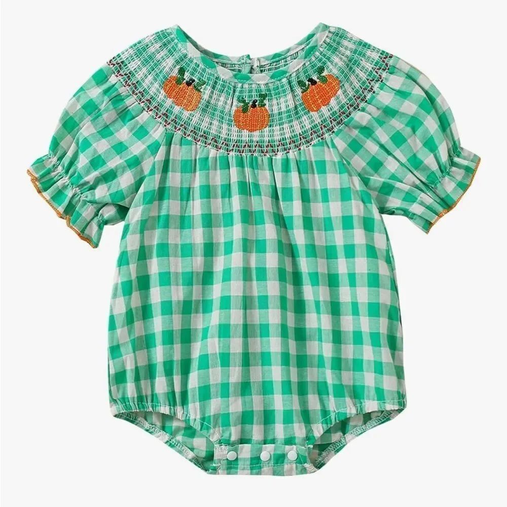 Reece & Co. green and white check smocked pumpkin embroidered romper size 0-3m